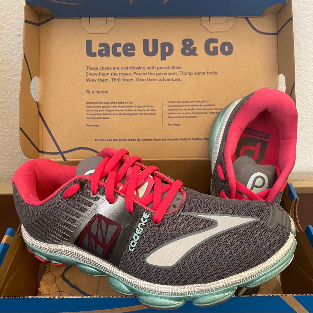 Brooks Pure Cadence 4 Running Shoe Women’s size 8